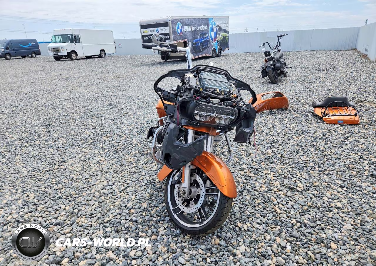 2015 Harley-Davidson Fltrxs Road Glide Special VIN:1HD1KTM17FB666190 - 2
