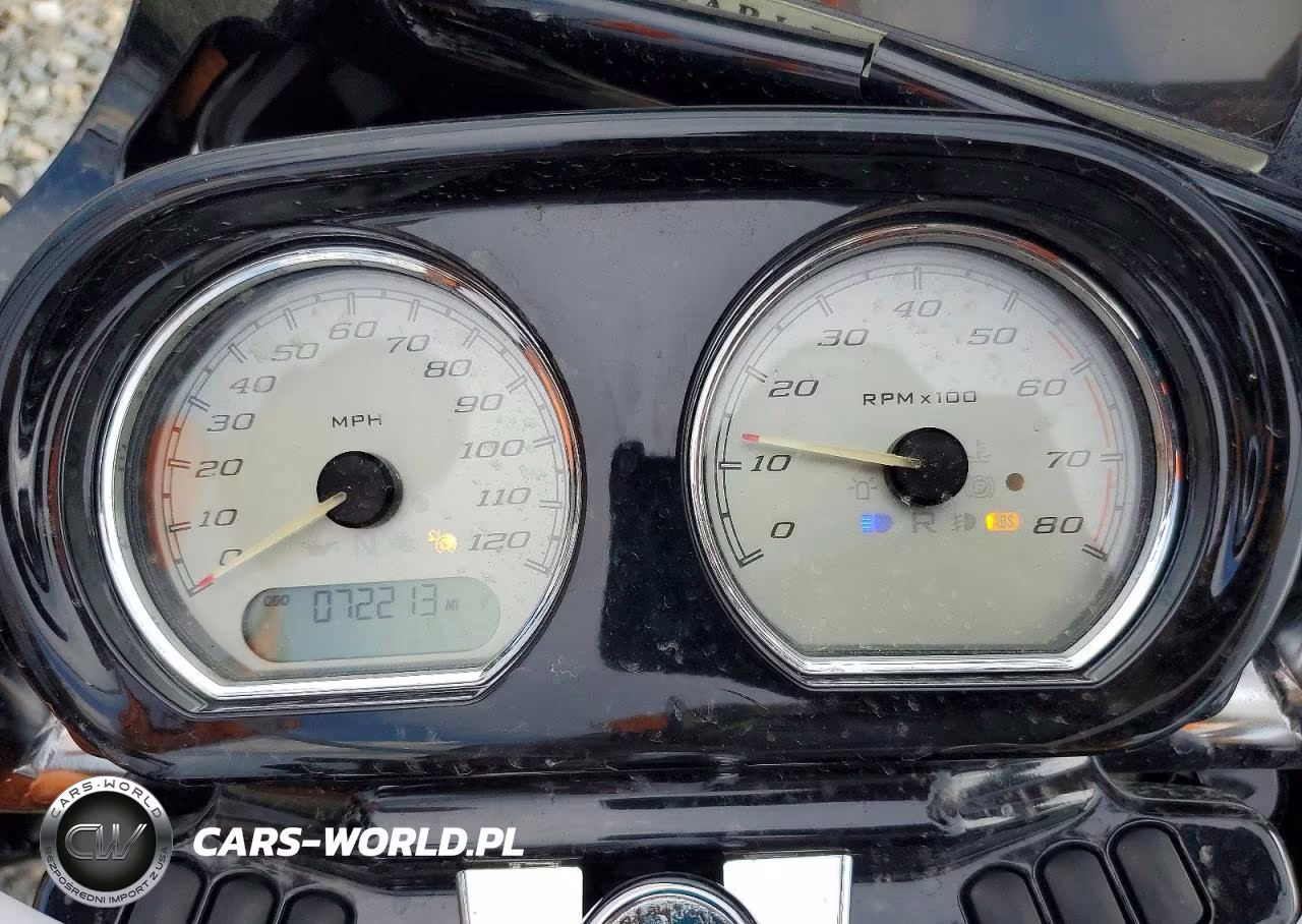 2015 Harley-Davidson Fltrxs Road Glide Special VIN:1HD1KTM17FB666190 - 7