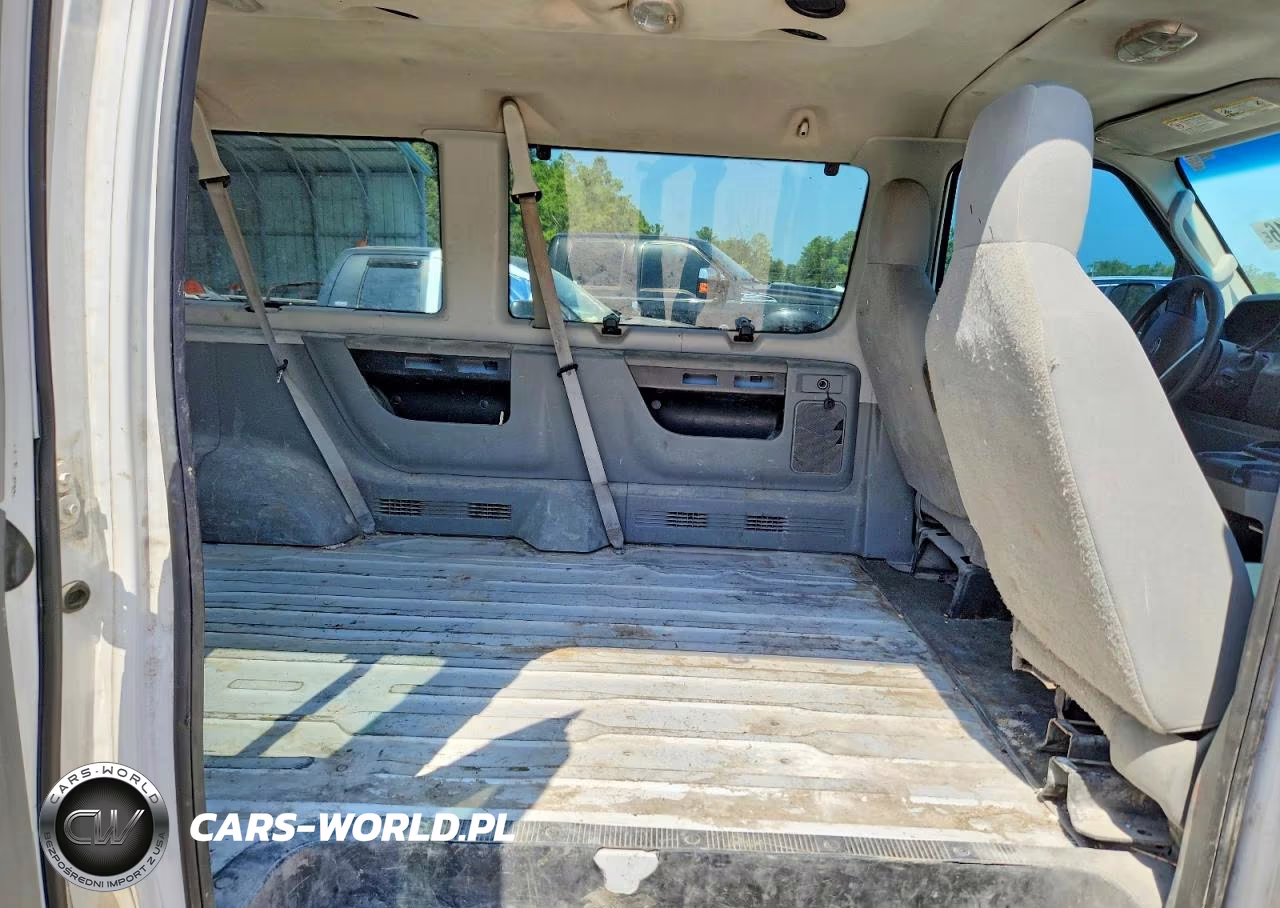2010 Ford Econoline E350 Super Duty Wagon VIN:1FBNE3BLXADA02966 - 10