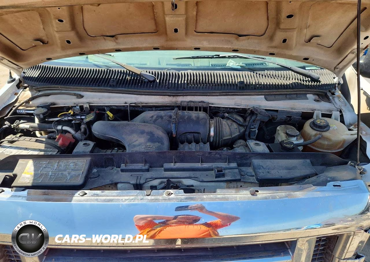 2010 Ford Econoline E350 Super Duty Wagon VIN:1FBNE3BLXADA02966 - 11