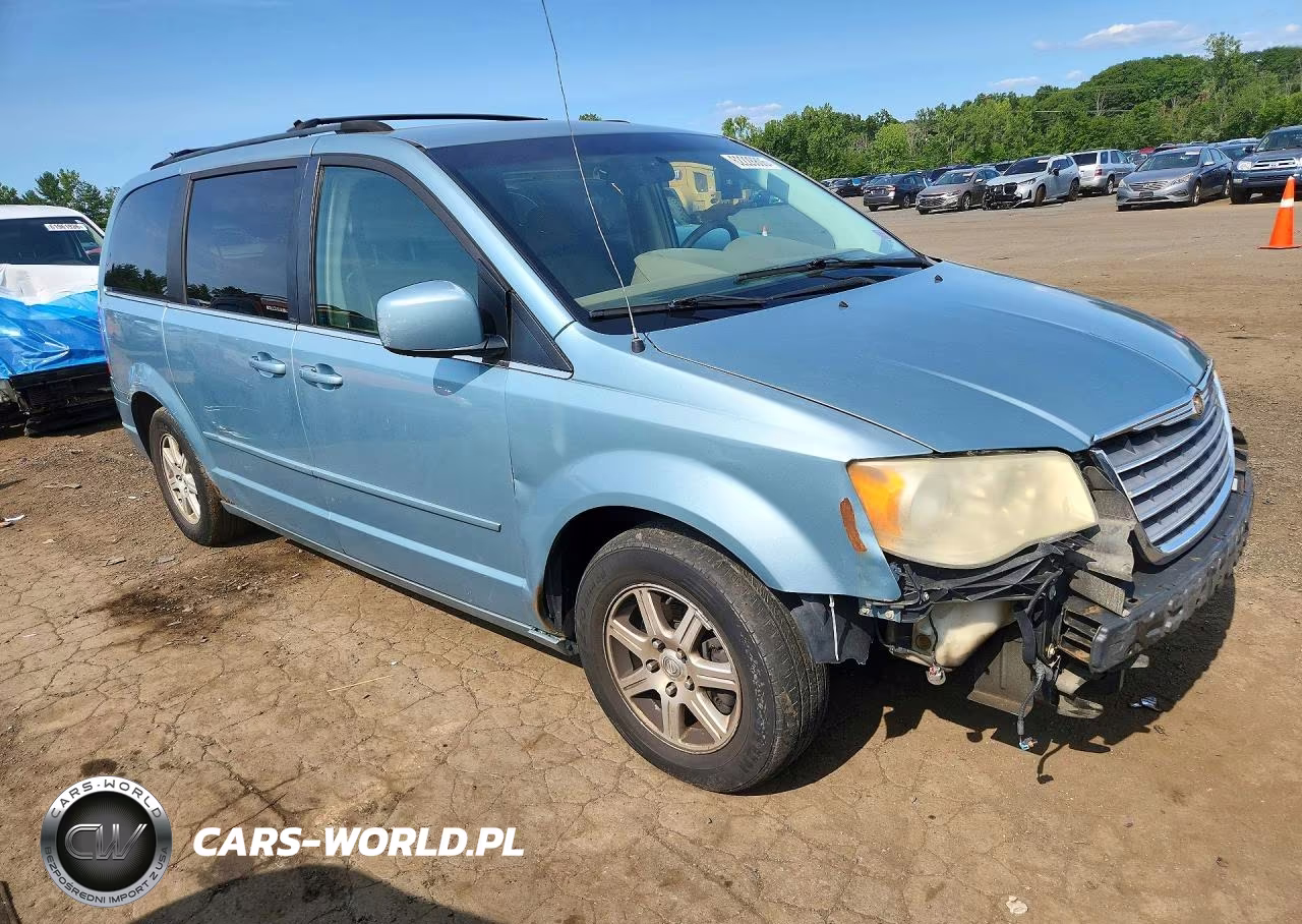 2008 Chrysler Town & Country Touring VIN:2A8HR54PX8R135557 - 4