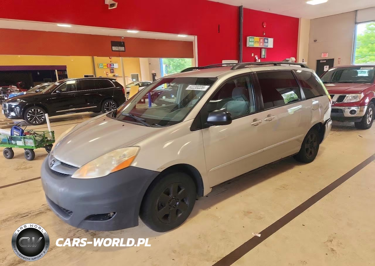 2007 Toyota Sienna Le 7-Passenger