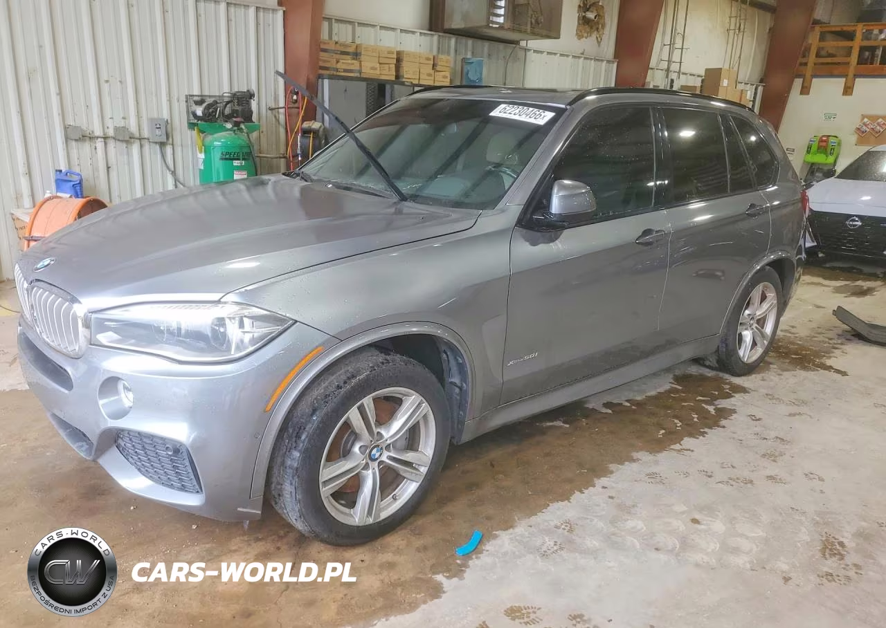 2015 BMW X5 xDrive50I – zdjęcie 1 z 13