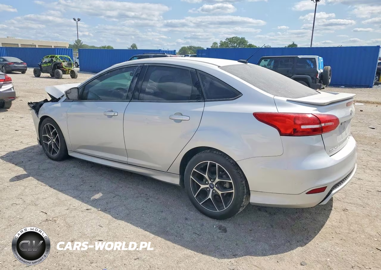 2015 Ford Focus Se VIN:1FADP3F29FL347203 - 2