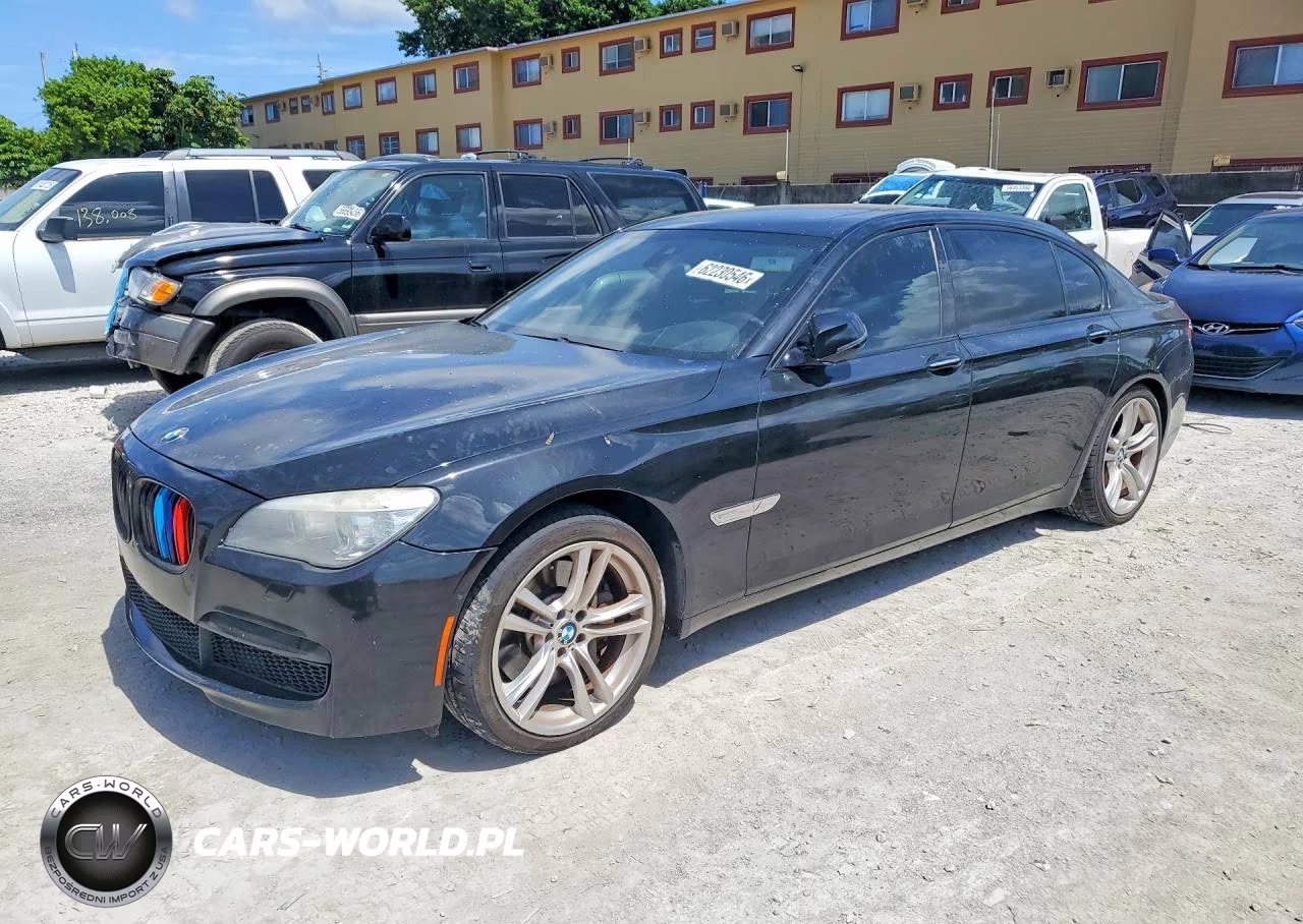 2013 BMW 750 Lxi