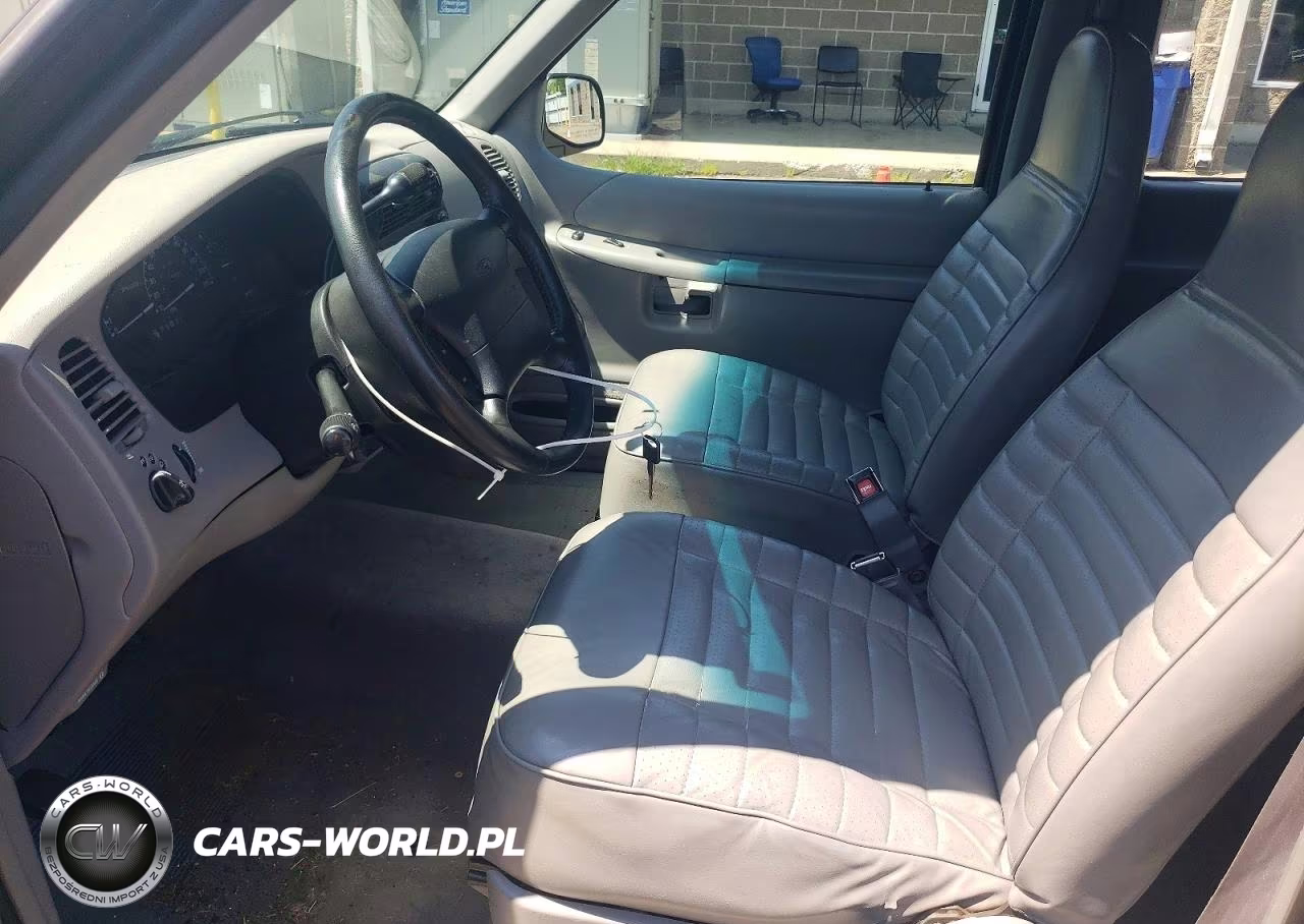 1997 Ford Explorer VIN:1FMCU24XXVUB83987 - 7