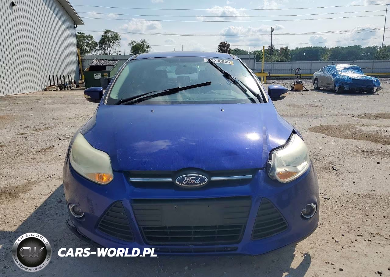 2014 Ford Focus Se VIN:1FADP3K27EL355059 - 5