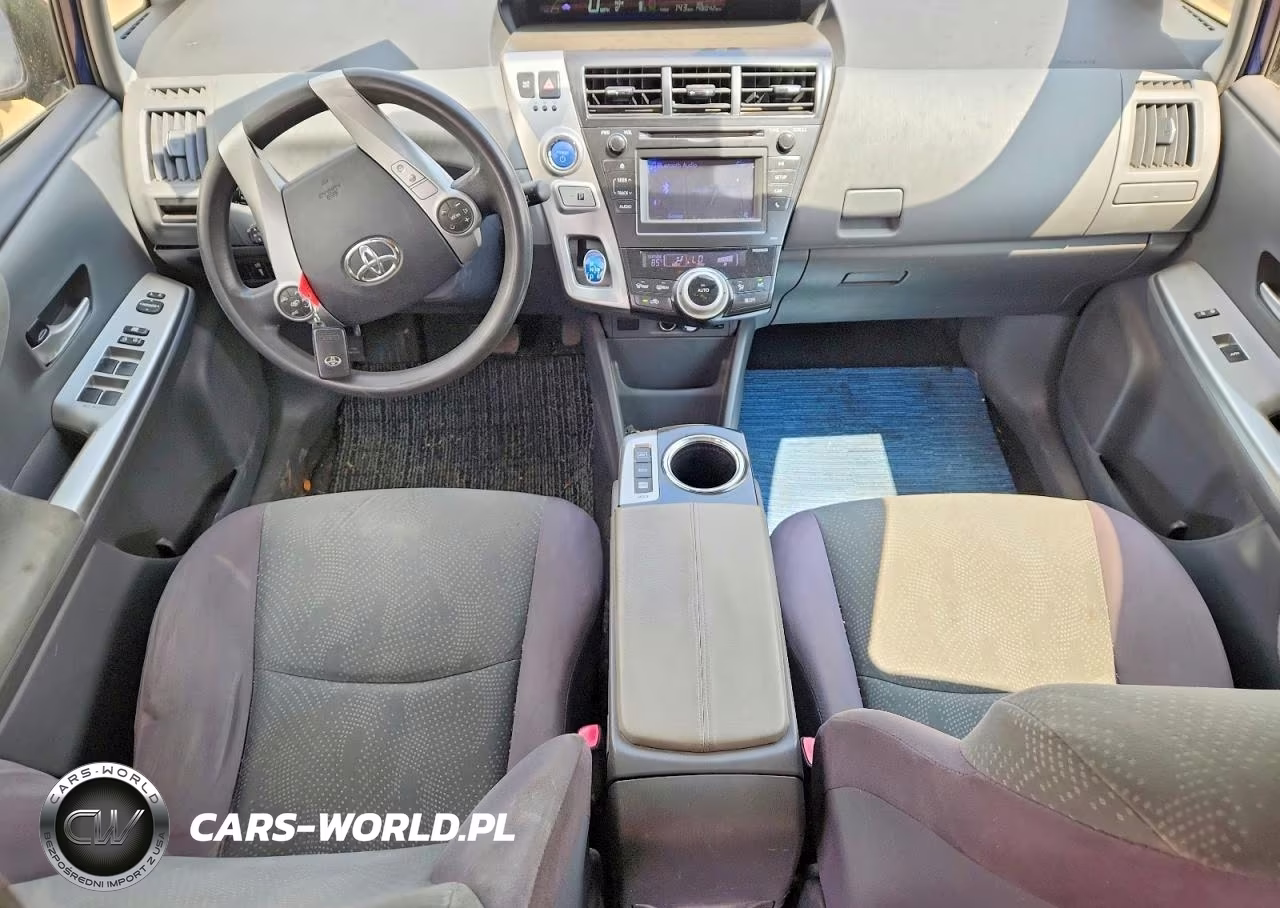 2012 Toyota Prius V Two VIN:JTDZN3EU0C3179097 - 8