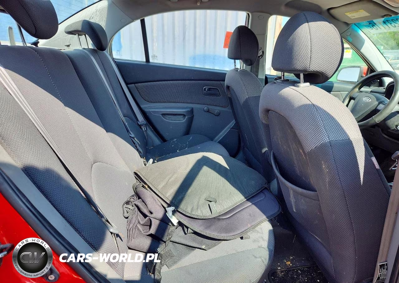 2007 Kia Rio Base VIN:KNADE123876187248 - 10