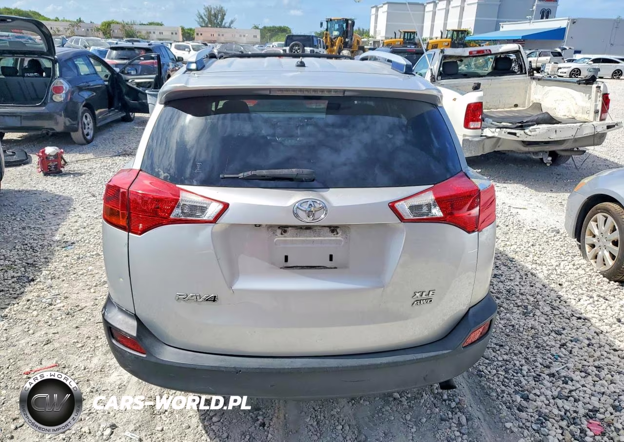 2013 Toyota Rav4 Xle VIN:JTMRFREV0DD044643 - 6