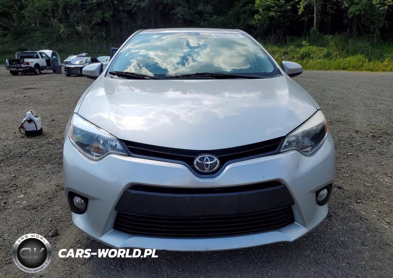 2015 Toyota Corolla Le Plus VIN:2T1BURHE6FC261004 - 5