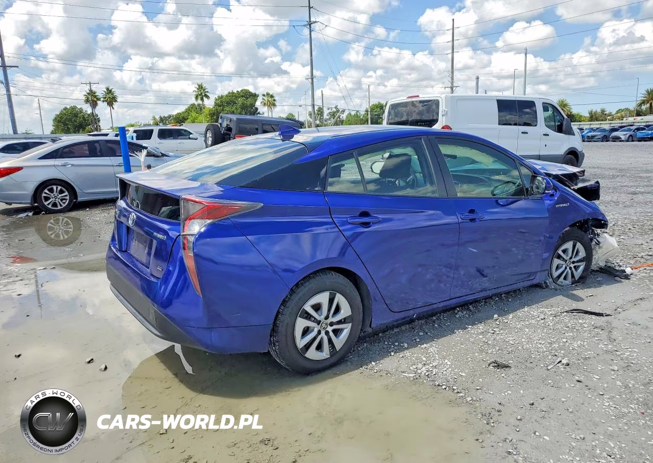 2016 Toyota Prius Two Eco VIN:JTDKARFU8G3516345 - 3
