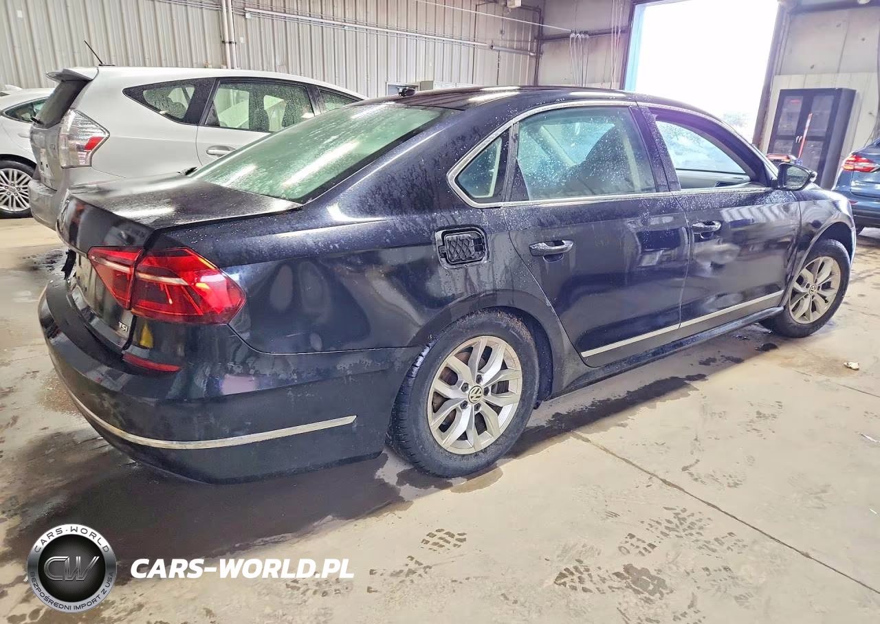 2017 Volkswagen Passat S VIN:1VWAT7A39HC029775 - 3