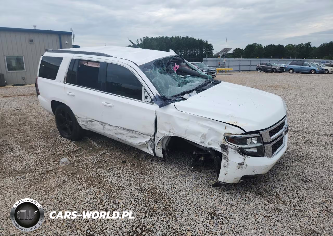2016 Chevrolet Tahoe C1500 Lt VIN:1GNSCBKC3GR211807 - 4