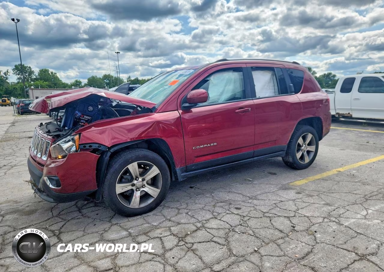 2016 Jeep Compass Latitude VIN:1C4NJCEA1GD774203 - 1