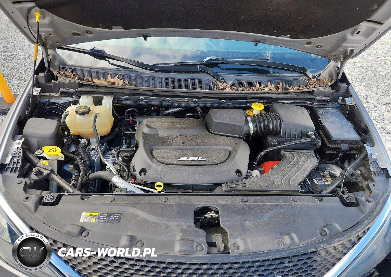 2017 Chrysler Pacifica Touring VIN:2C4RC1DG7HR519995 - 12
