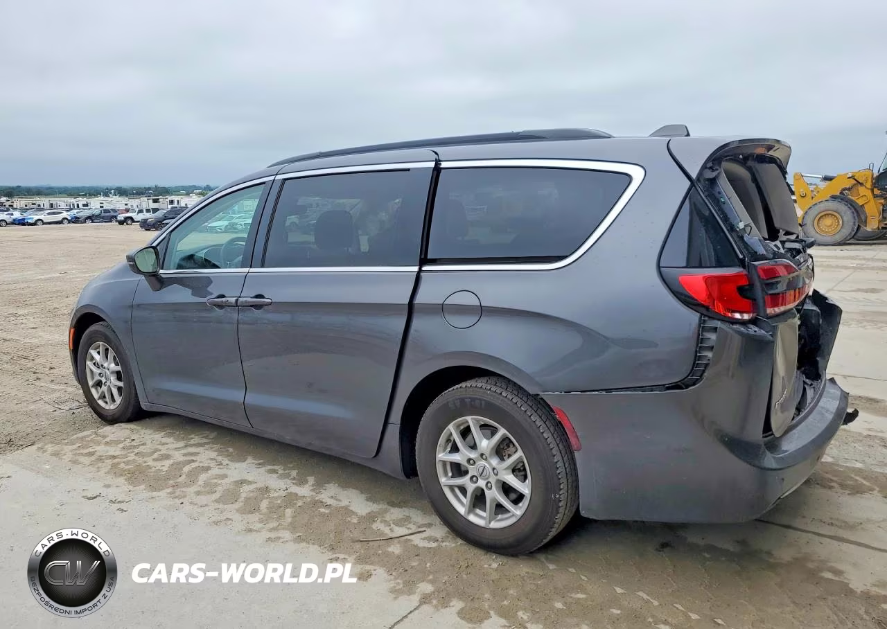 2022 Chrysler Pacifica Touring L VIN:2C4RC1BG0NR153411 - 2