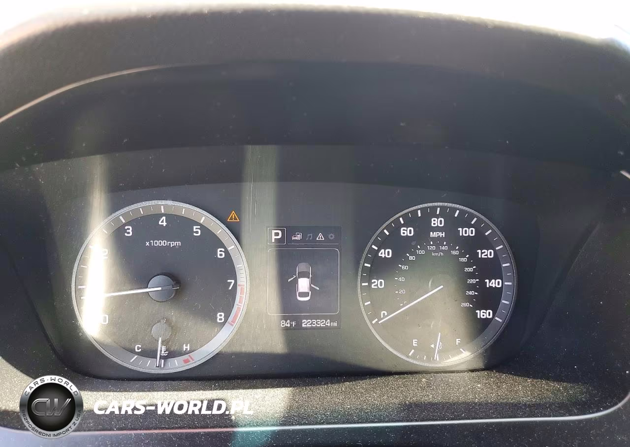 2015 Hyundai Sonata Sport VIN:5NPE34AF4FH094659 - 9