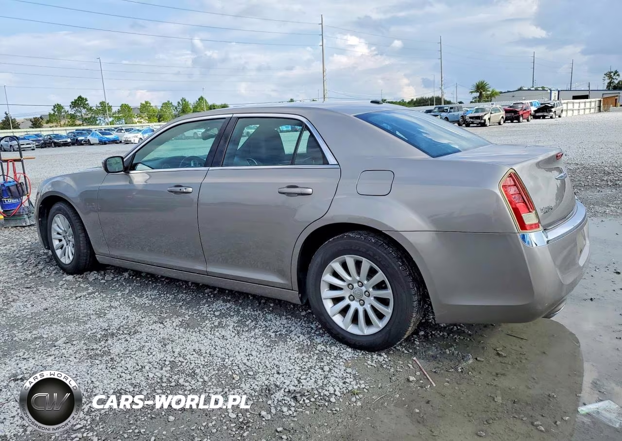 2014 Chrysler 300 VIN:2C3CCAAG3EH193774 - 2