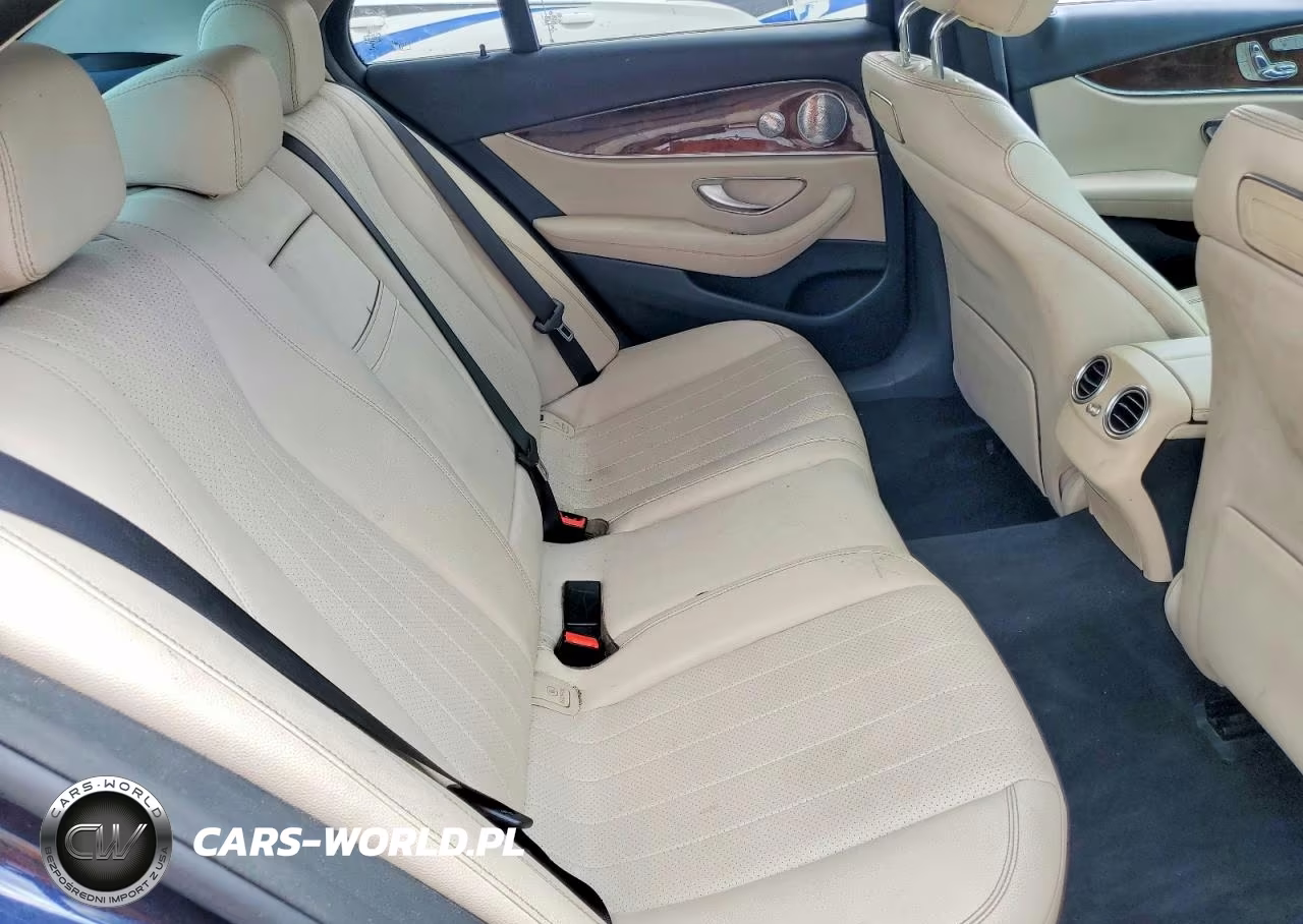 2018 Mercedes-Benz E 300 VIN:WDDZF4JB5JA390768 - 10