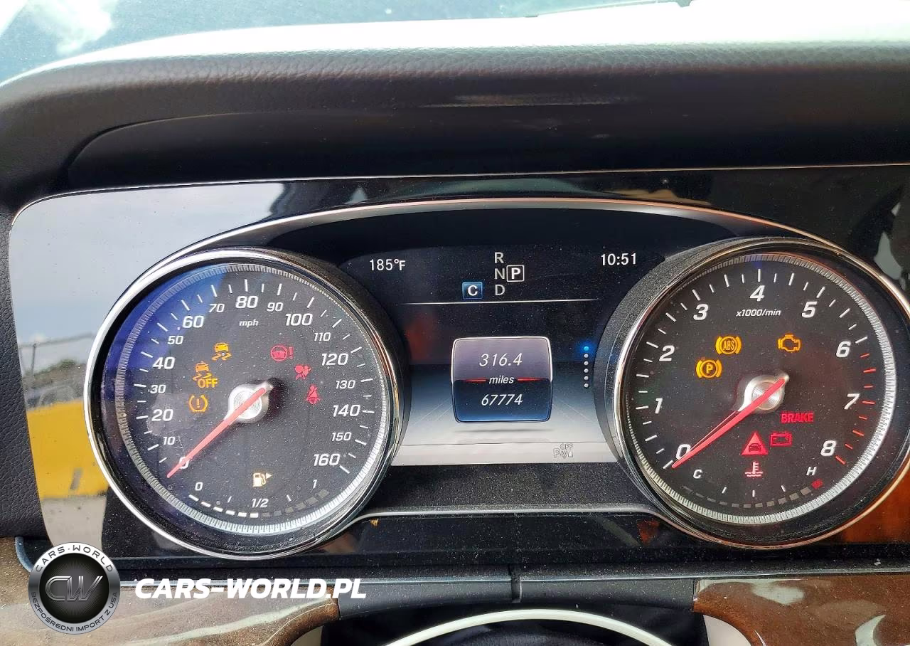 2018 Mercedes-Benz E 300 VIN:WDDZF4JB5JA390768 - 9