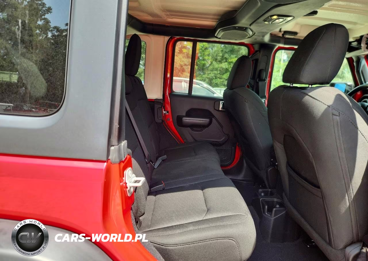 2019 Jeep Wrangler Unlimited Sport VIN:1C4HJXDN4KW645765 - 10