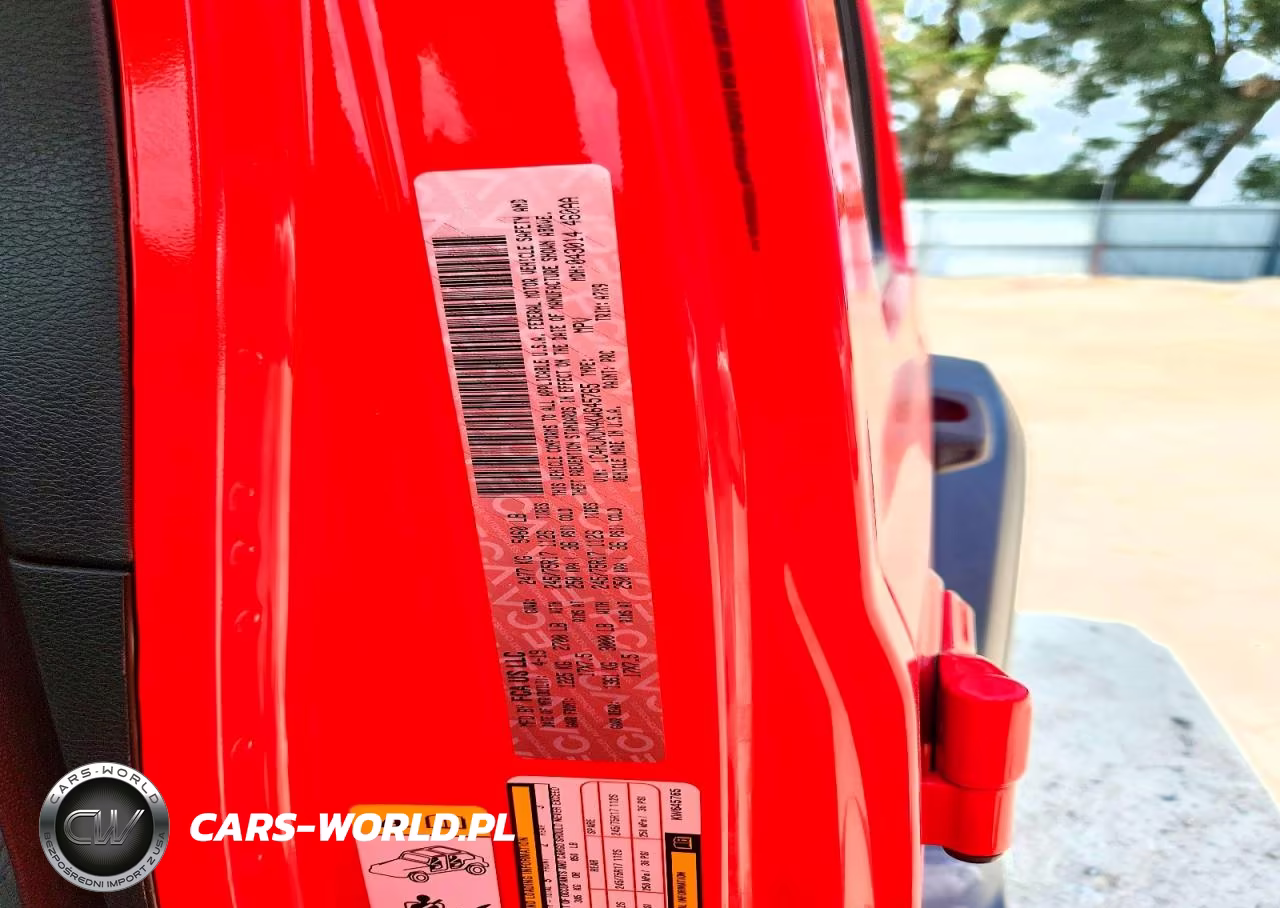 2019 Jeep Wrangler Unlimited Sport VIN:1C4HJXDN4KW645765 - 12