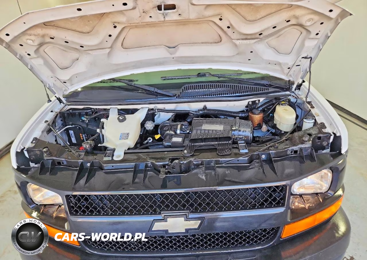 2016 Chevrolet Express G2500 VIN:1GCWGAFF0G1211128 - 11