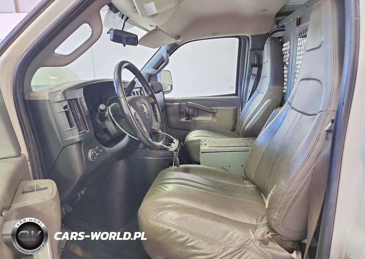 2016 Chevrolet Express G2500 VIN:1GCWGAFF0G1211128 - 7