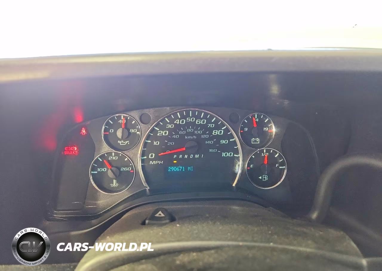 2016 Chevrolet Express G2500 VIN:1GCWGAFF0G1211128 - 9