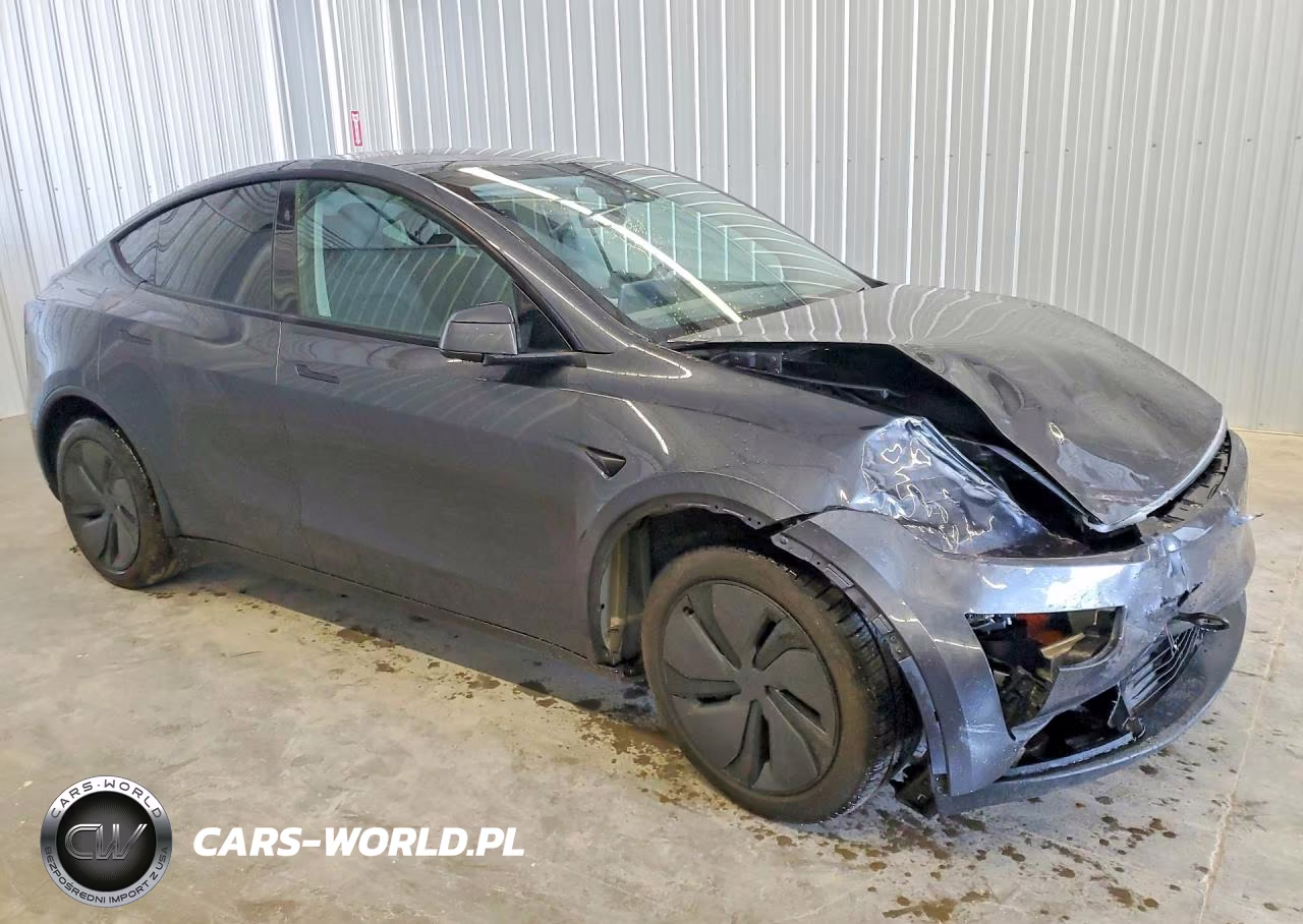 2026 Tesla Model Y VIN:7SAYGDEE0TA431230 - 4