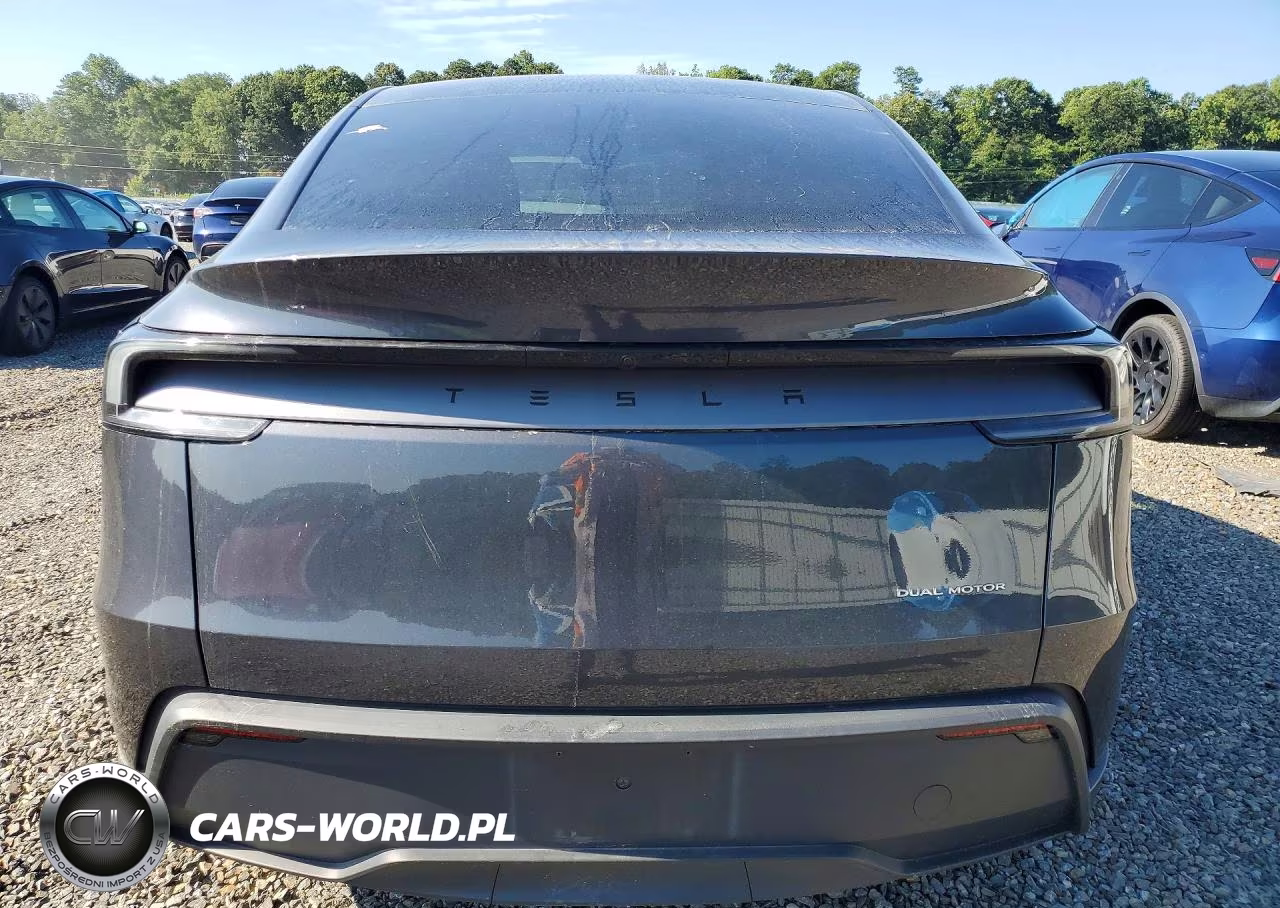 2026 Tesla Model Y VIN:7SAYGDEE0TA431230 - 6