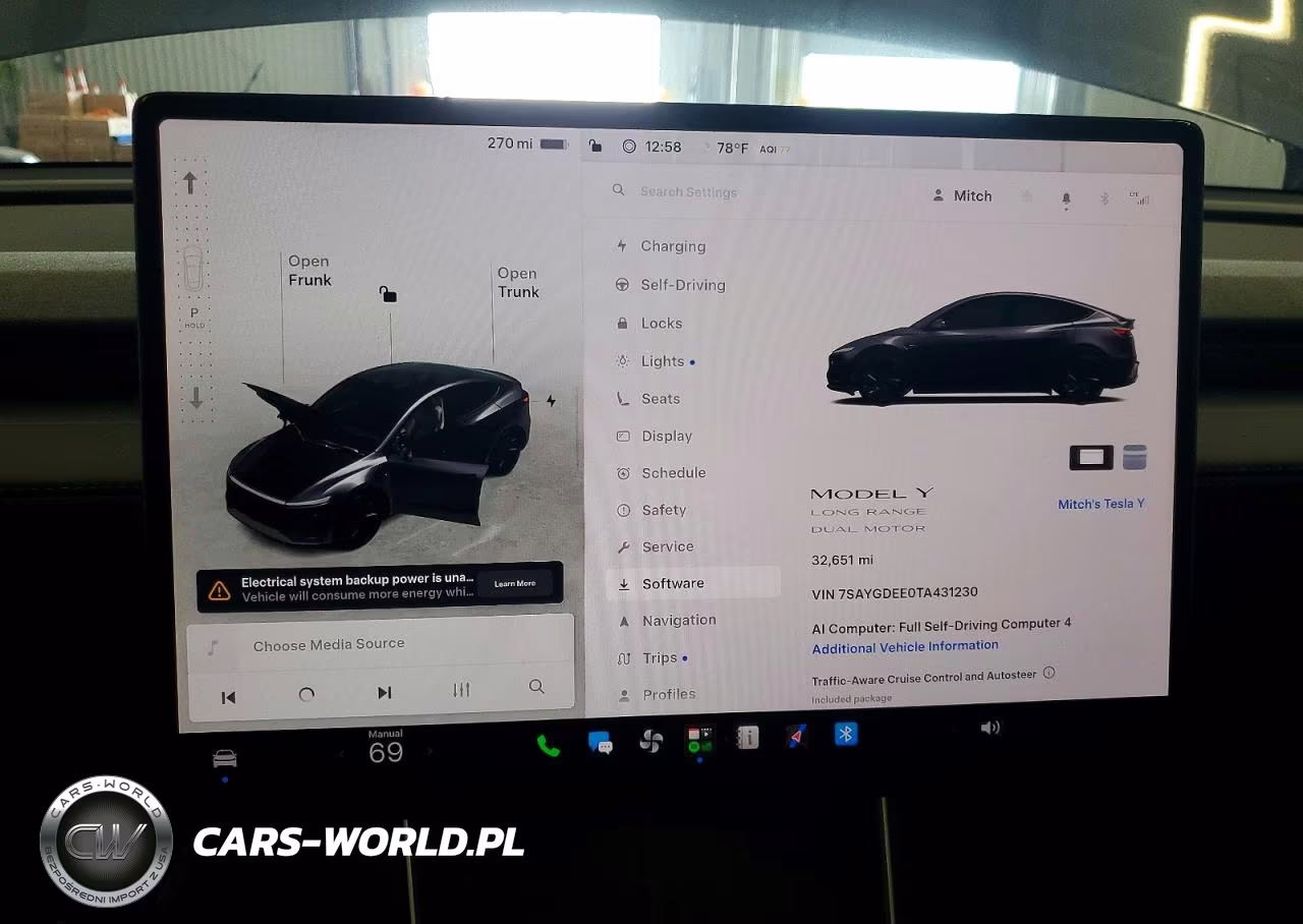 2026 Tesla Model Y VIN:7SAYGDEE0TA431230 - 9
