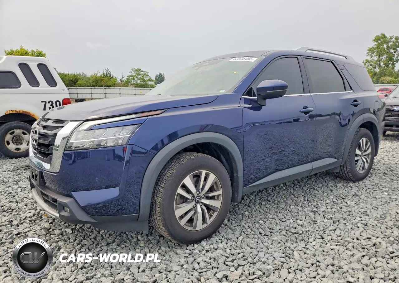 2022 Nissan Pathfinder Sl