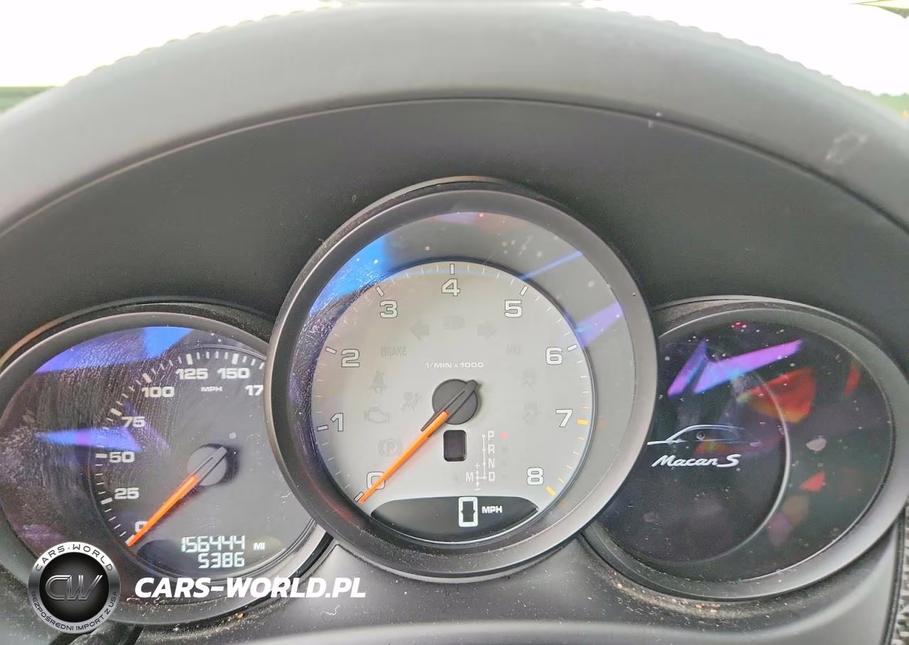 2015 Porsche Macan S VIN:WP1AB2A57FLB62279 - 9