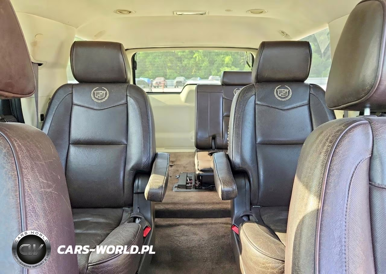 2011 Cadillac Escalade Platinum VIN:1GYS3DEF5BR129820 - 10