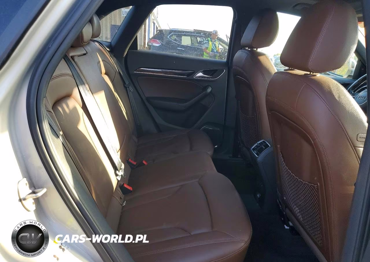 2016 Audi Q3 Prestige VIN:WA1GFCFSXGR009876 - 11