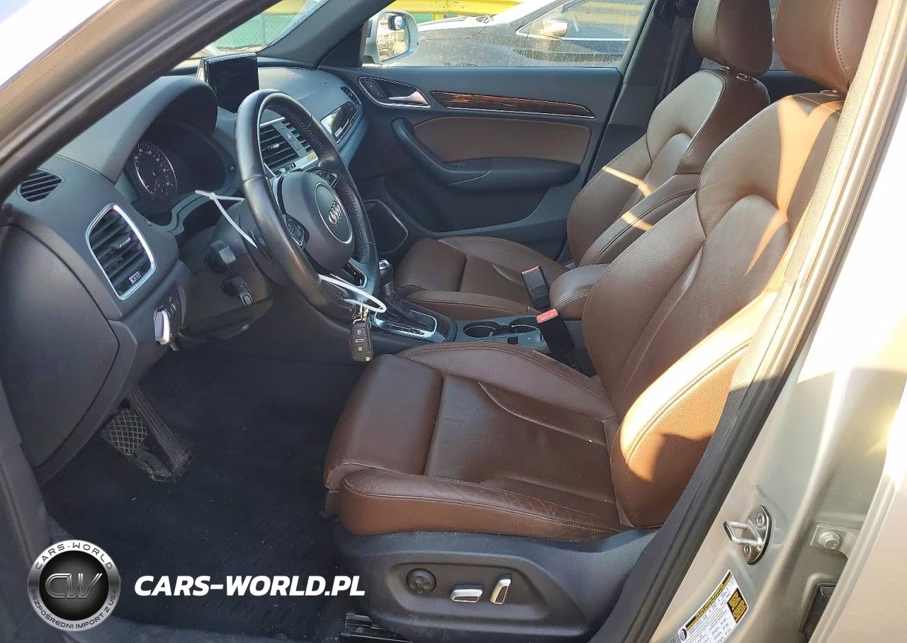 2016 Audi Q3 Prestige VIN:WA1GFCFSXGR009876 - 7