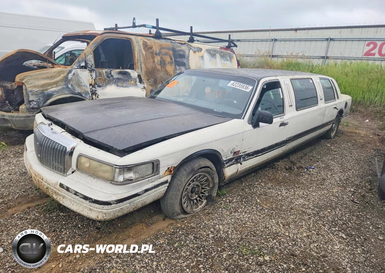 1995 Lincoln Town Car Executive