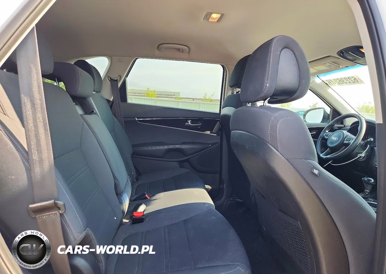 2017 Kia Sorento Lx V6 VIN:5XYPGDA52HG209676 - 11