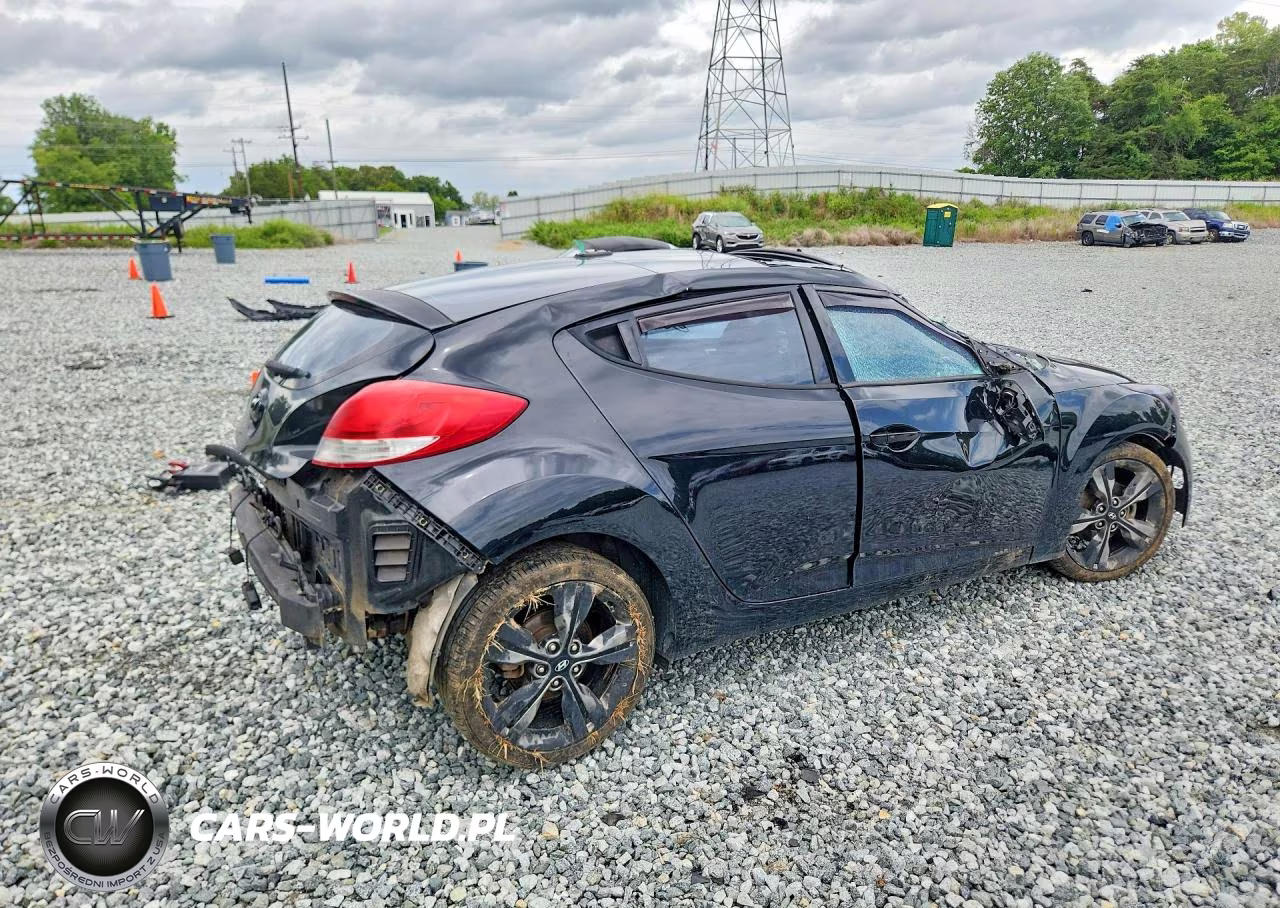 2017 Hyundai Veloster Value Edition VIN:KMHTC6AD5HU322609 - 3