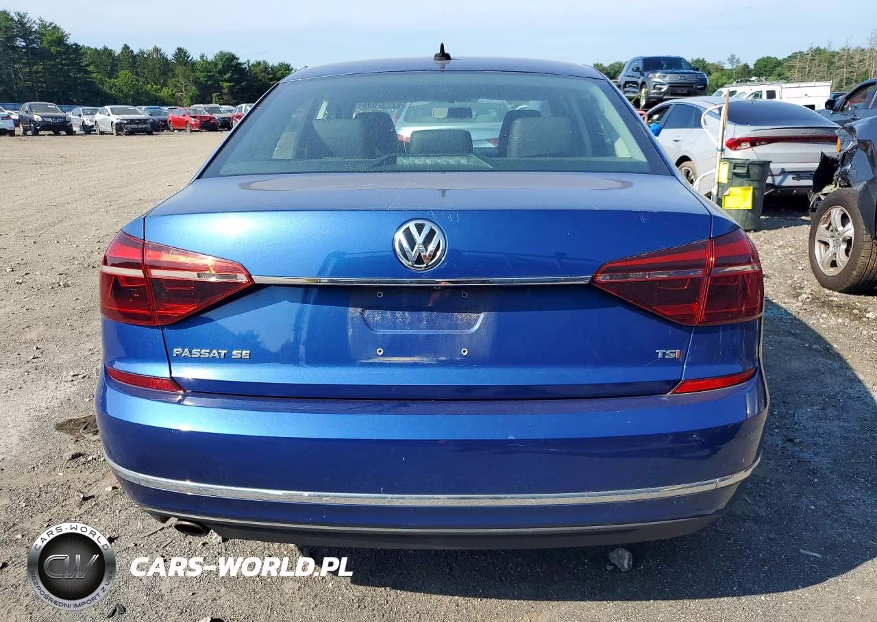2017 Volkswagen Passat Se VIN:1VWBT7A3XHC075619 - 6