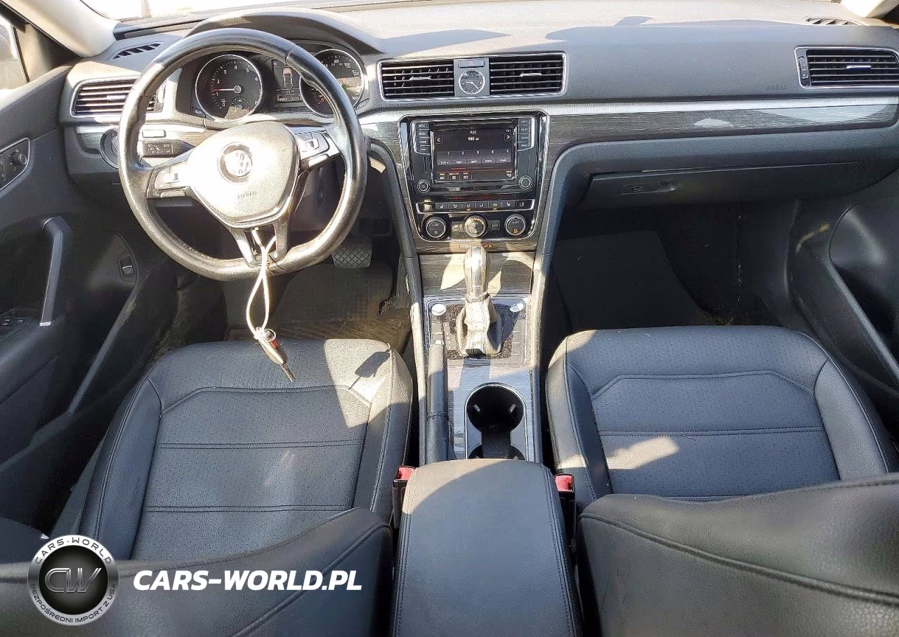 2017 Volkswagen Passat Se VIN:1VWBT7A3XHC075619 - 8