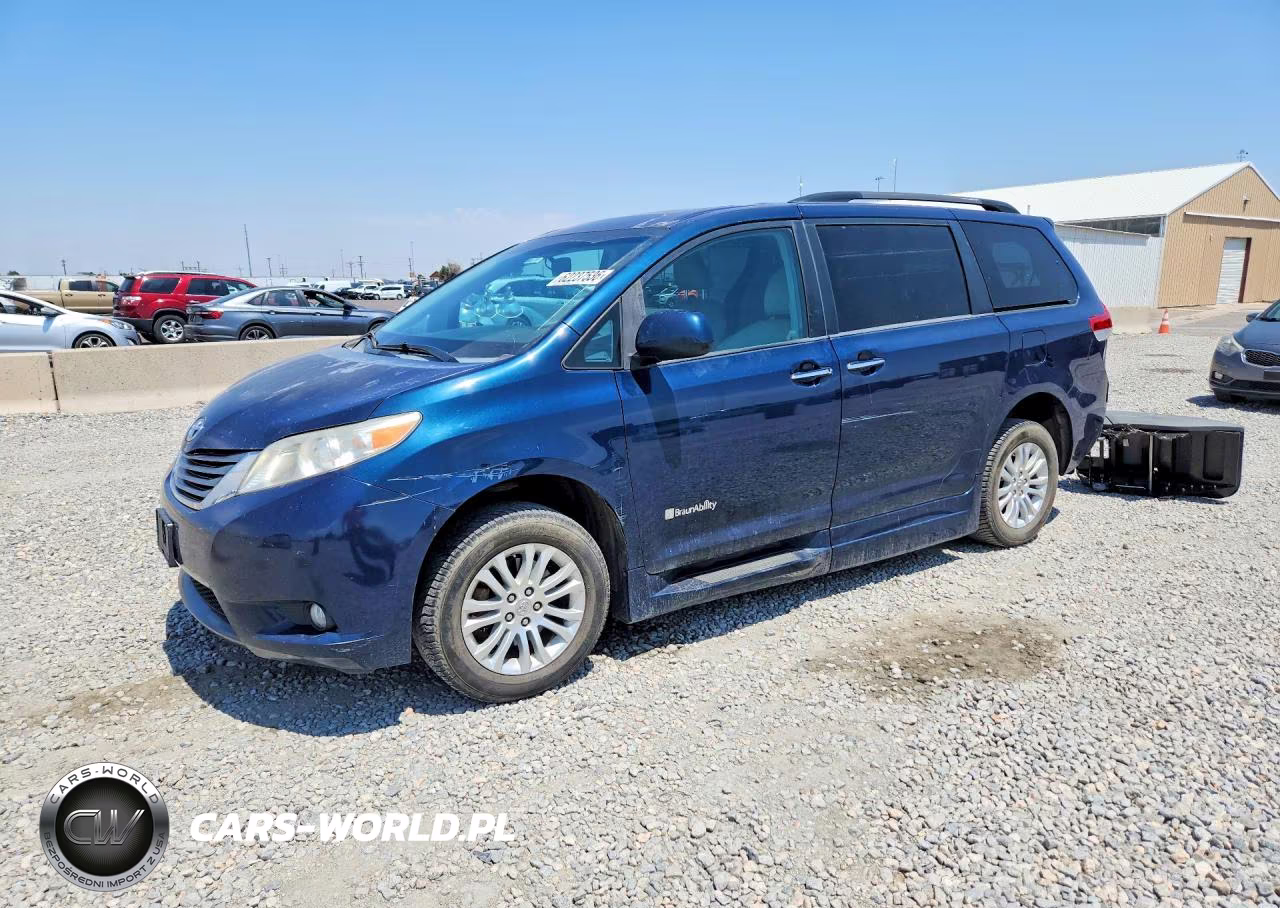 2012 Toyota Sienna Xle 8-Passenger