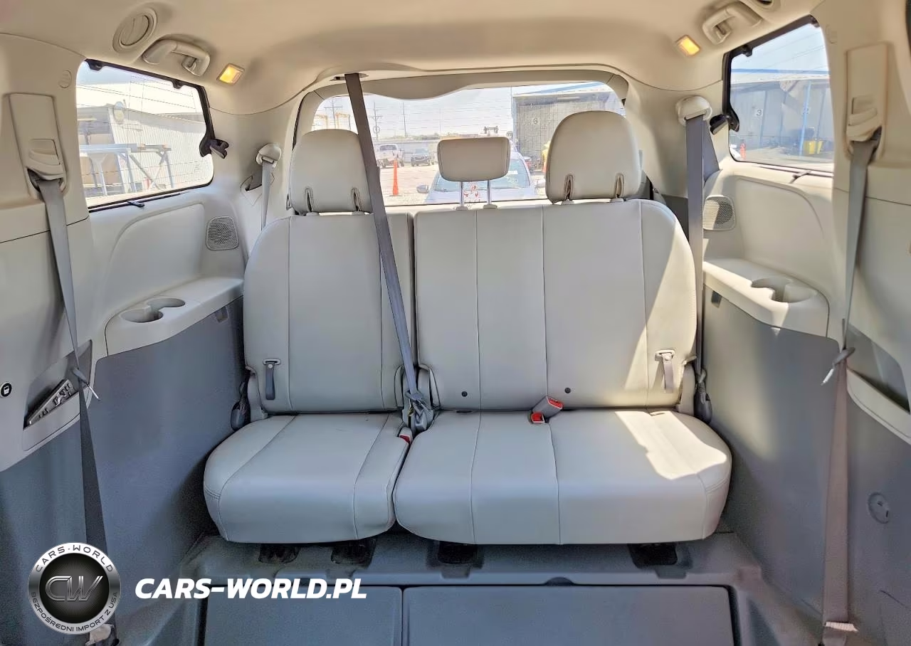 2012 Toyota Sienna Xle 8-Passenger VIN:5TDYK3DC6CS240187 - 10