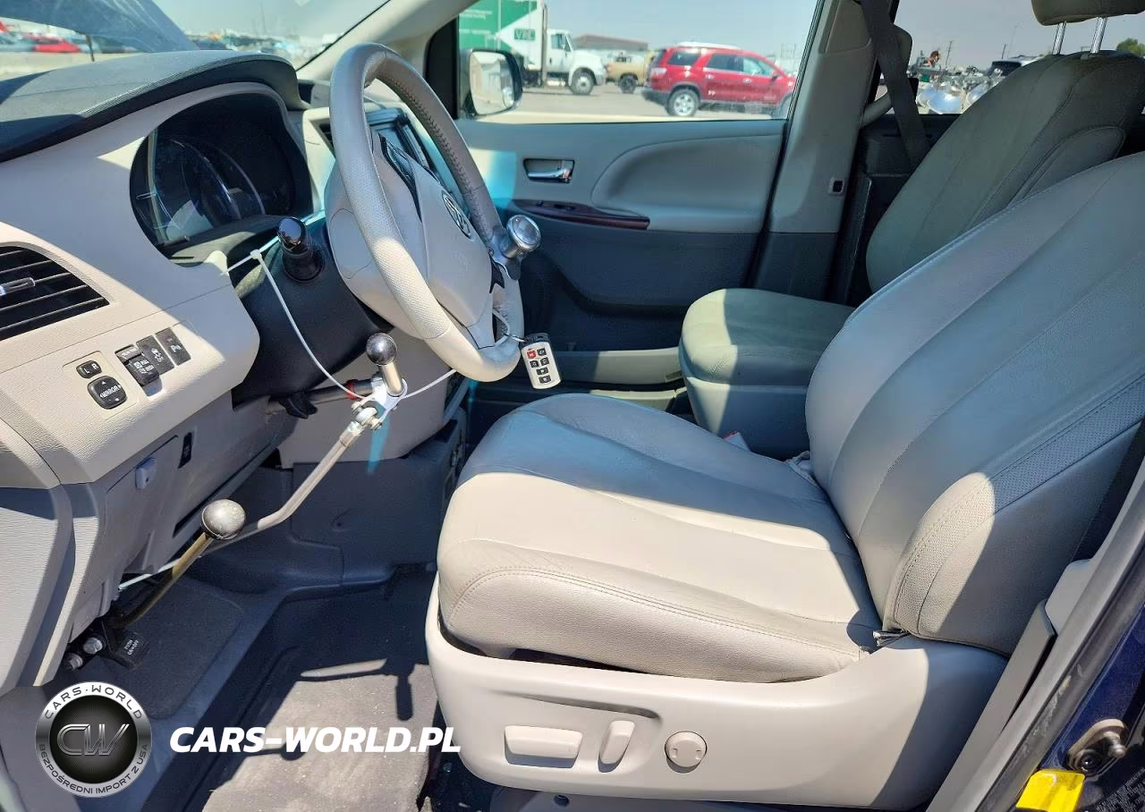 2012 Toyota Sienna Xle 8-Passenger VIN:5TDYK3DC6CS240187 - 7