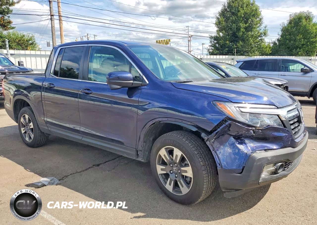 2017 Honda Ridgeline Rtl VIN:5FPYK3F60HB029660 - 4