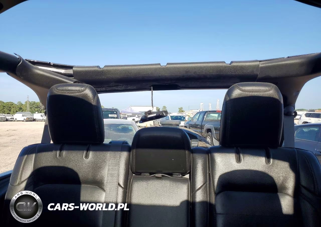 2021 Jeep Wrangler Unlimited Sahara VIN:1C4HJXEG4MW507663 - 10