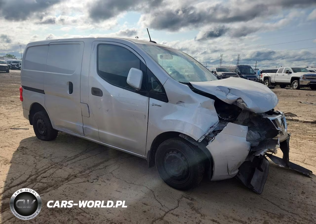 2015 Nissan Nv200 S VIN:3N6CM0KN0FK690082 - 4