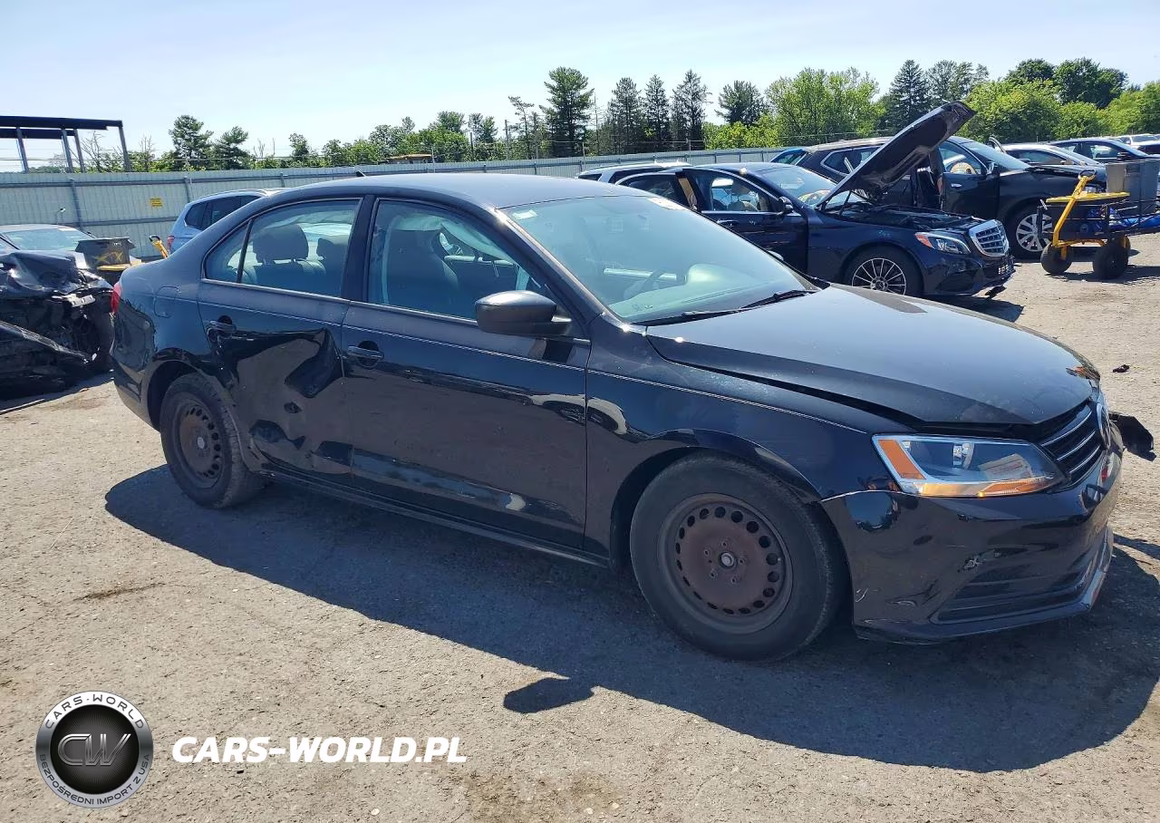 2015 Volkswagen Jetta Base VIN:3VW2K7AJ3FM249513 - 4